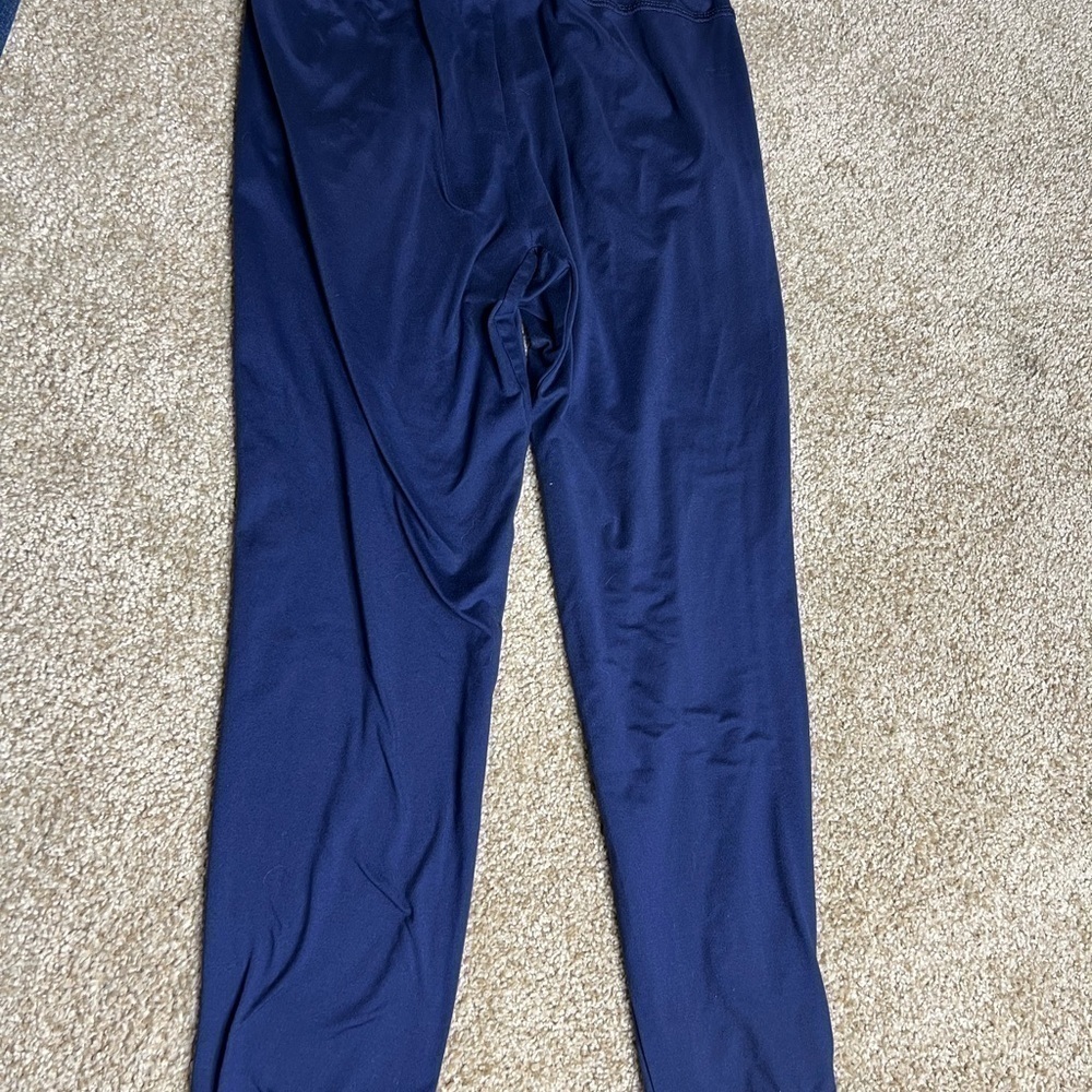 All in motion 2pc bundle - Picture 15 of 15